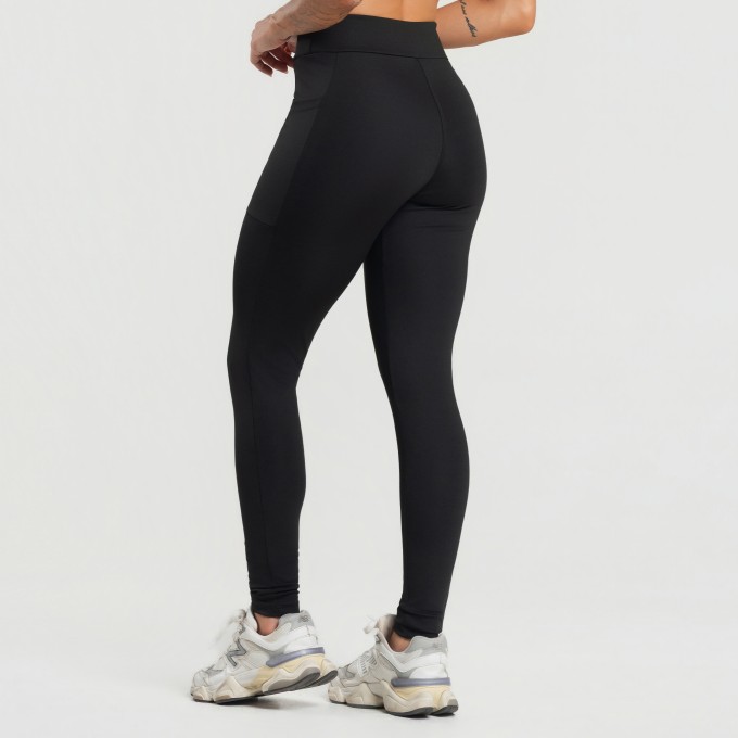 Calça com Bolsos Laterais Balance Preto